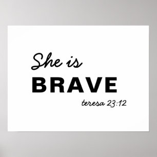 Póster Ella Es Fuerte Proverbios 31:25 Fe Cristiana