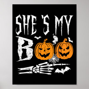 Póster Ella es mi partido de Halloween con calabaza de pi