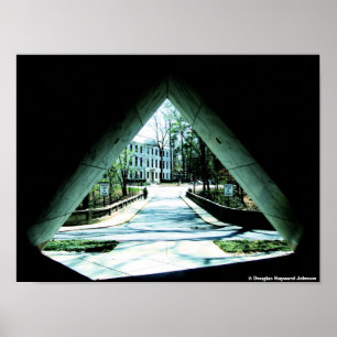 Póster Emory Pyramid