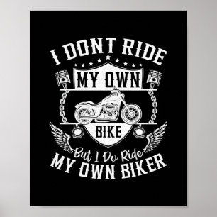 Póster En Biker No Voy En Mi Propia Bicicleta Pero Sí Vi