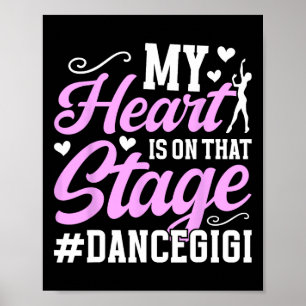 Póster En Ese Escenario Baile Gigi De Una Bailarina Gigi