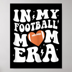 Póster En Mi Era De Mamá De Fútbol Groovy Retro Mamá M