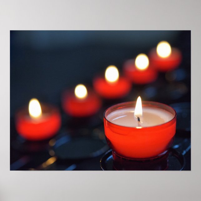 Póster Encendiendo velas de iglesia (Frente)