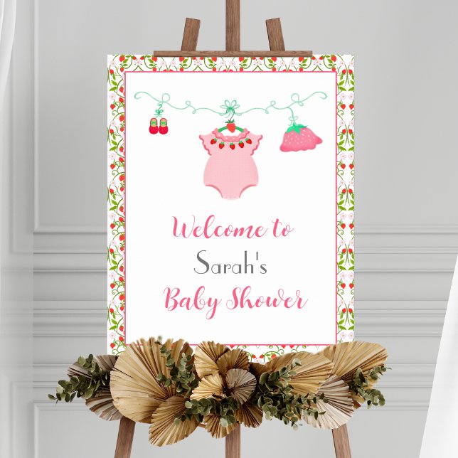 Póster Equipo De Fresa Bebé Con El Bebé Patrón Bienvenida (Welcome your guest with this Strawberry Baby Outfit Poster, Patterned Perfection Awaits!)