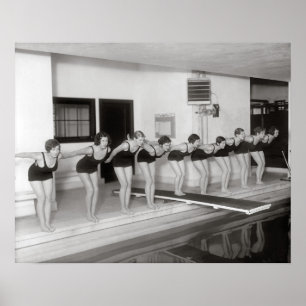 Póster Equipo Femenino de Natación, 1930. Foto Antigua
