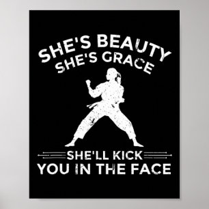 Póster Es belleza es marcial divertida Chica Grace Karate