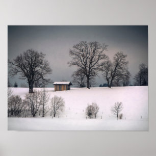 Póster Escena invernal, colina y árboles, cabaña