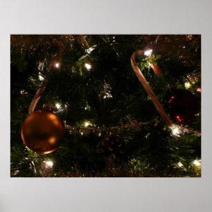 Póster Escena navideña en árbol de Navidad III
