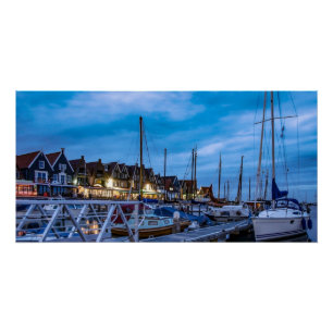 Póster Escena nocturna de la ciudad pesquera tradicional