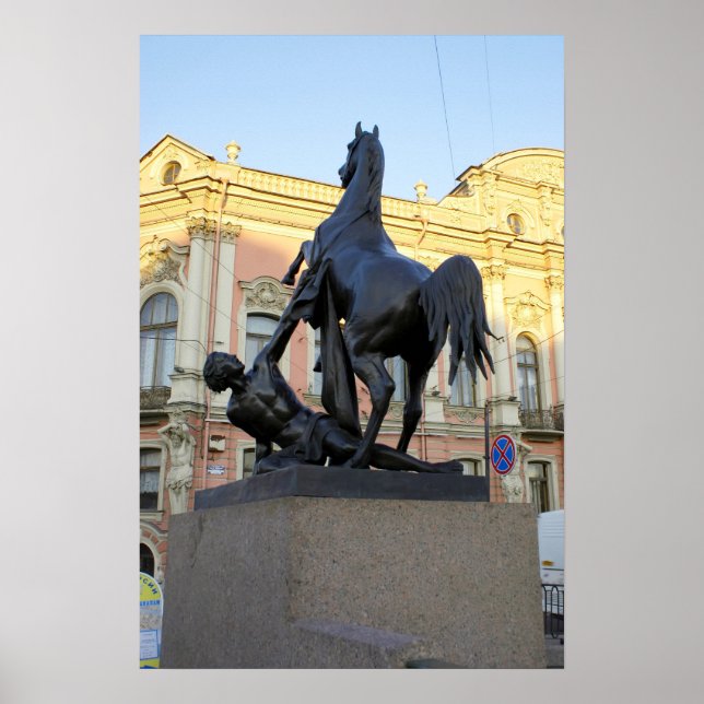 Póster Esculturas en el puente Anichkov en San Petersburg (Frente)
