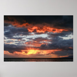 Póster Espectacular atardecer de Maui con vivos rayos sol