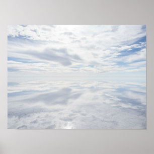 Póster Espejo del Cielo: Reflejo Surrealista de la Salina
