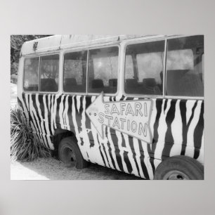 Póster Estación de Safari, autobús de excursiones en raya