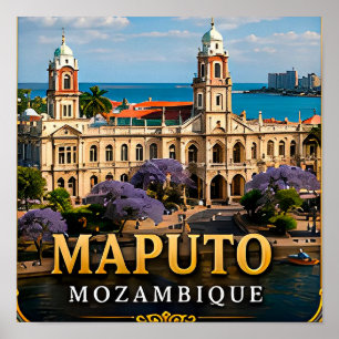 Póster Estación Histórica y Elegancia Frente al Mar en Ma