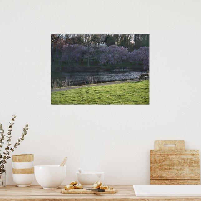 Póster Estanque de árboles con flores rosadas bonitas (Cocina)