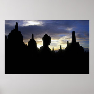 Póster Estatua de Stupas y Buda en Sunset, Borobudur