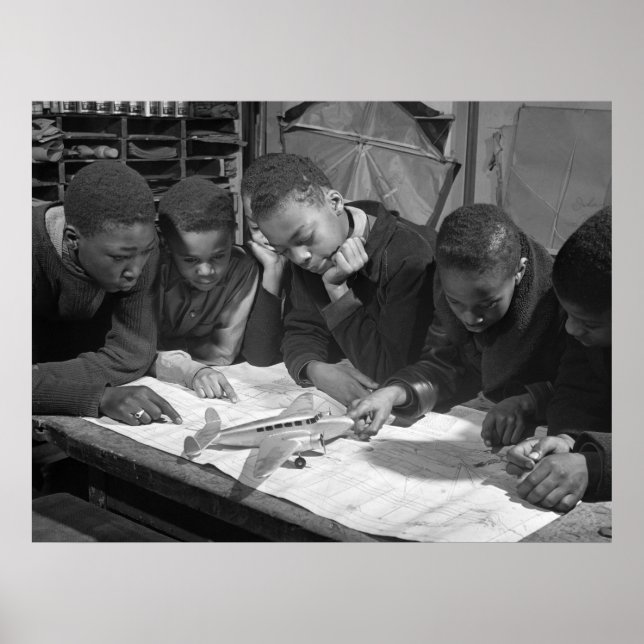 Póster Estudiantes modelo: 1942 (Frente)