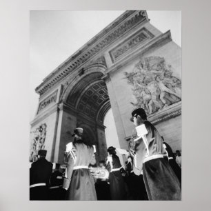 Póster Europa, Francia, París. Ceremonia militar en el