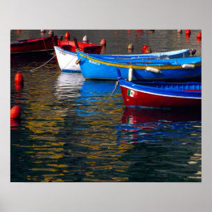 Póster Europa, Italia, Cinque Terre, barcos en Vernazza