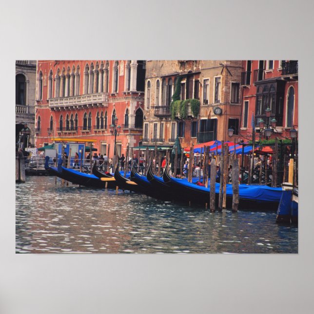 Póster Europa, Italia, Venecia, góndolas en canal (Frente)