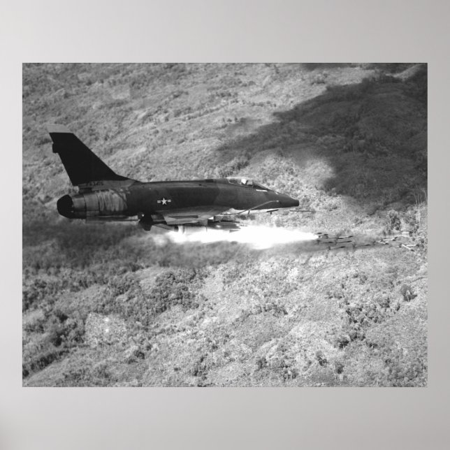 Póster F-100 SABRE estupendo (Frente)