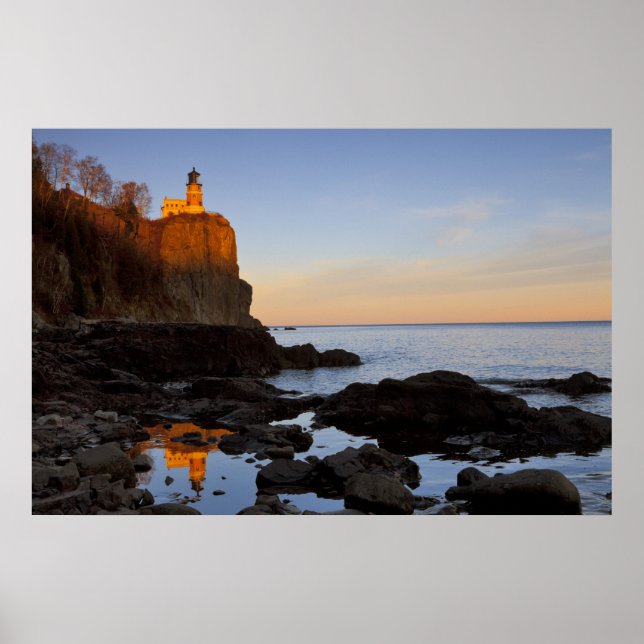 Póster Faro de Split Rock al atardecer cerca de Two (Frente)