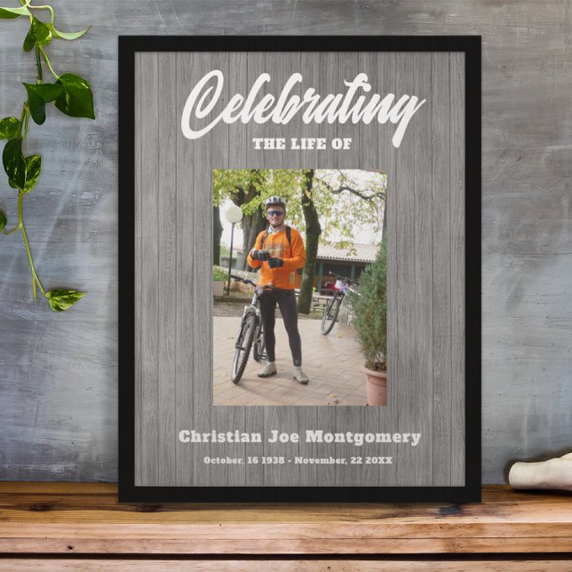 Póster Festejando la vida. Foto del funeral de Gray Wood (Subido por el creador)