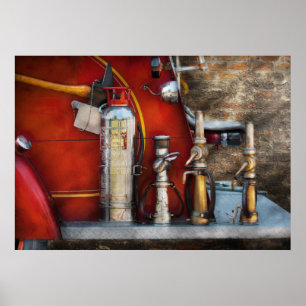 Póster Fireman - An Assortment of Nozzles