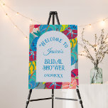 Póster Floral Azul Art Decó Vintage Bridal Ducha Bienveni<br><div class="desc">Bienvenido a su ducha de novias con este hermoso cartel de decoración de arte floral azul rosa amarillo. El fondo está creado con un patrón floral vintage de Edouard Benedictus (1878-1930), decorador y pintor francés. Las fuentes están en el estilo Art Nouveau de los años 20. Trae alegría a tu...</div>