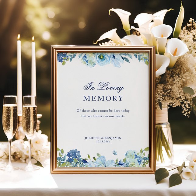 Póster Floral Azul Dusto En El Rótulo Boda De Memoria Ama (Dusty blue, floral In Loving Memory wedding memorial sign)