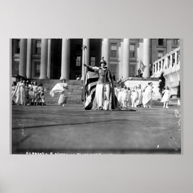 Póster Florence F. Noyes como "Liberty" en el desfile del (Frente)