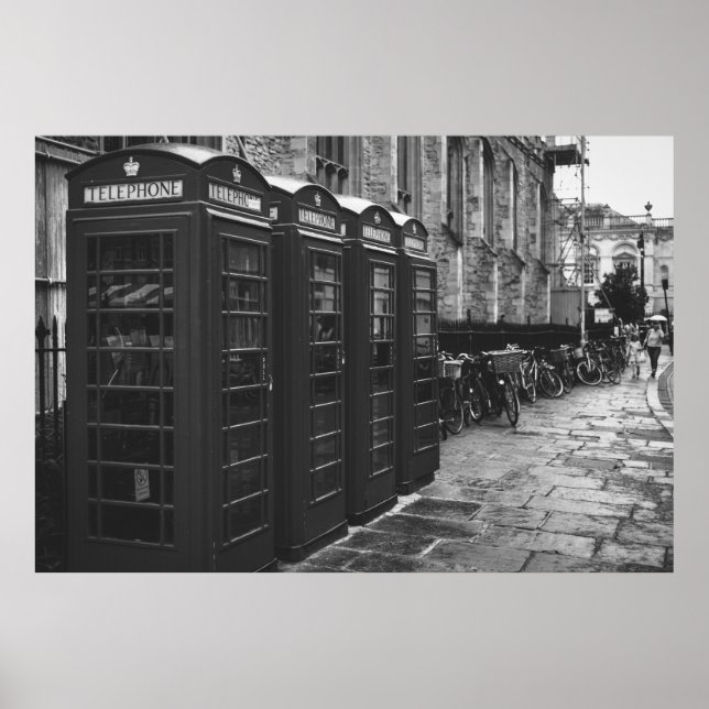 PÓSTER FOTO DE GRAYSCALE DE CUATRO BOOTES DE TELÉFONO ENL (Frente)