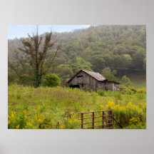 Foto de un antiguo establo de campo