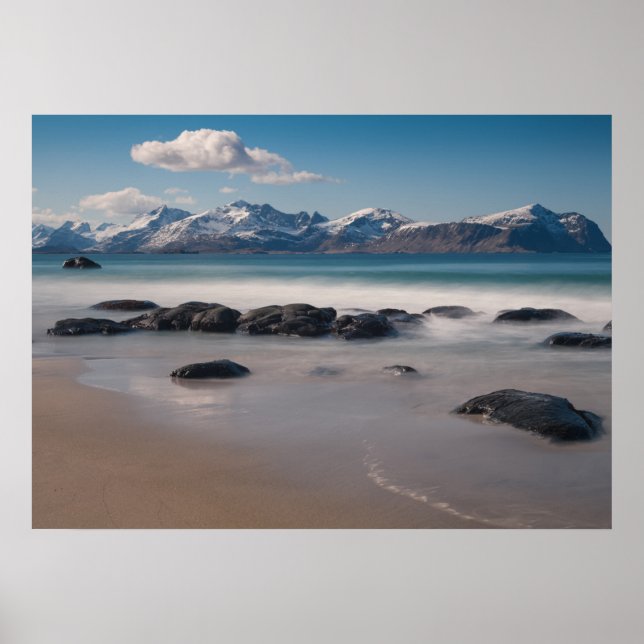 Póster Foto del paisaje de la playa de Lofoten Vikten (Frente)