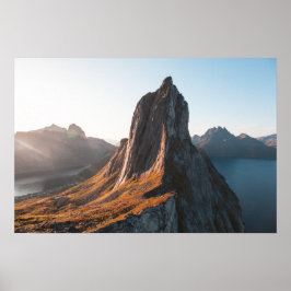 Póster Foto paisajista de las montañas de Noruega