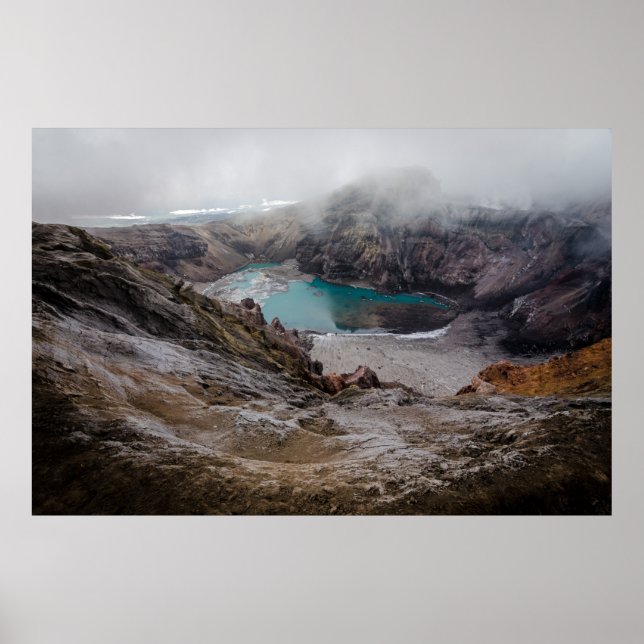 PÓSTER FOTOGRAFÍA AÉREA DEL LAGO CUBIERTA CON FOLLETAS (Frente)