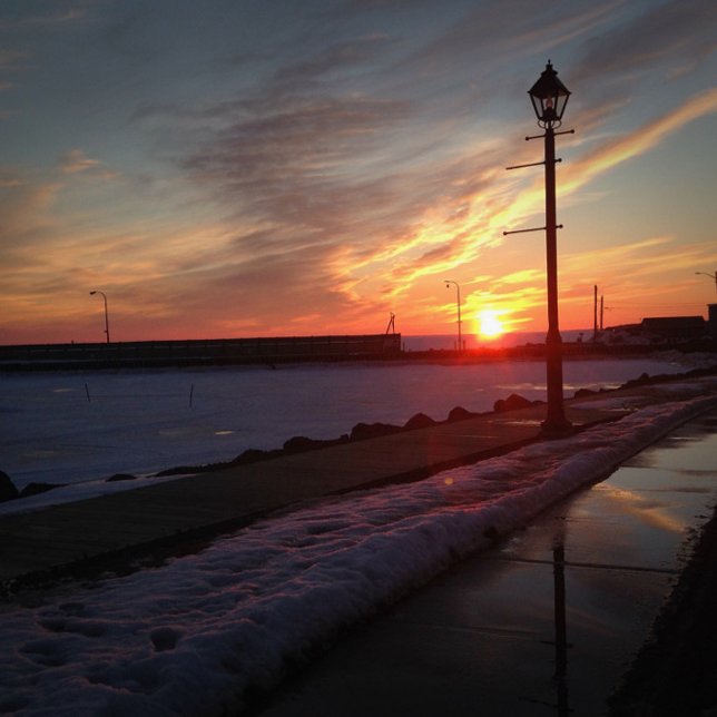 Póster Fotografía artística de la puesta de sol cerca del (Subido por el creador)