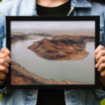 Póster Fotografía de cañones y drones fluviales. Acantila<br><div class="desc">Poster fotográfico de cañones de montaña y drones fluviales.</div>