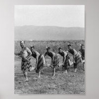 Fotografía de danza maorí de guerra