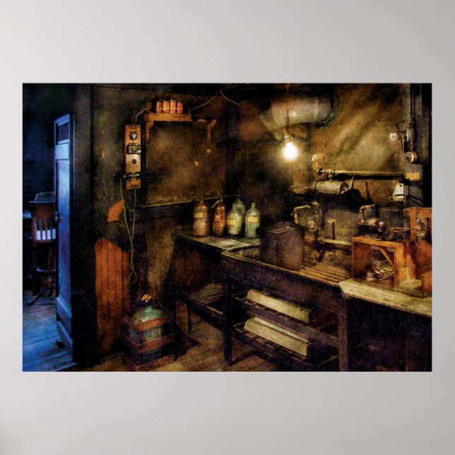 Póster Fotógrafo - La habitación oscura (Frente)