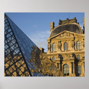 Póster France, Paris, Louvre Museum and the Pyramid,