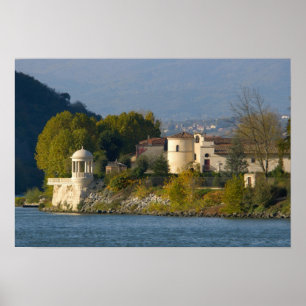 Póster Francia, río Ródano, ciudad cerca de Vienne 2