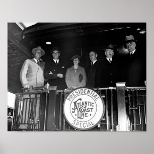 Póster Franklin y Eleanor Roosevelt en tren con el person