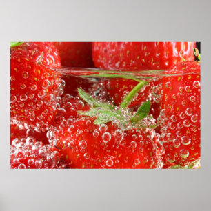 Póster Fresas en el agua con burbujas