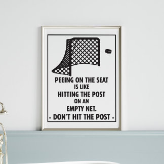 Póster Funny Hockey Themed Bathroom Peeing on the Seat
