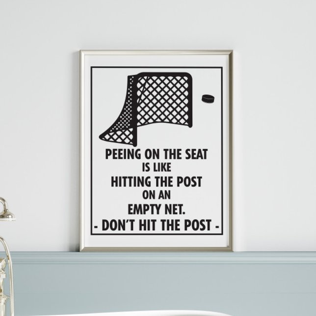 Póster Funny Hockey Themed Bathroom Peeing on the Seat (Subido por el creador)