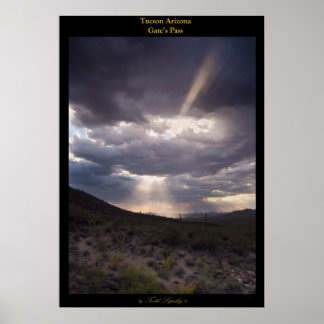 Póster Gates Pass