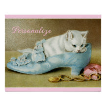 Gatito blanco vintage lindo en un zapato de satén