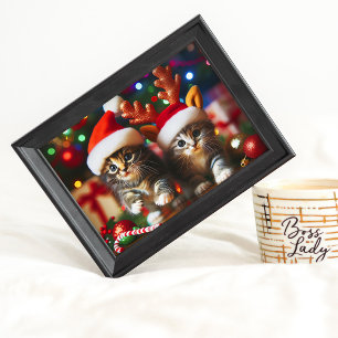 Póster Gatitos con Santa Claus y gorras de renos 4