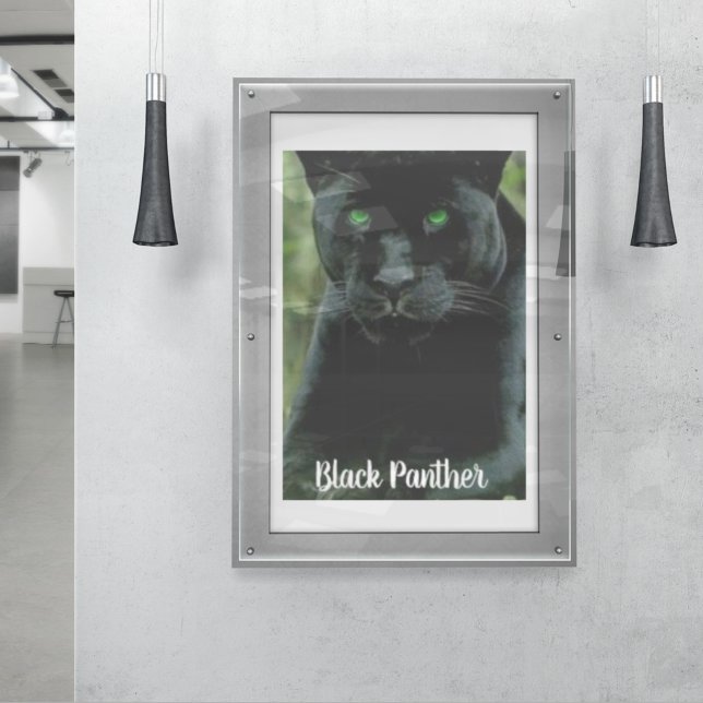 Póster Gato de pantera negra deslumbrante con ojos verdes (Subido por el creador)